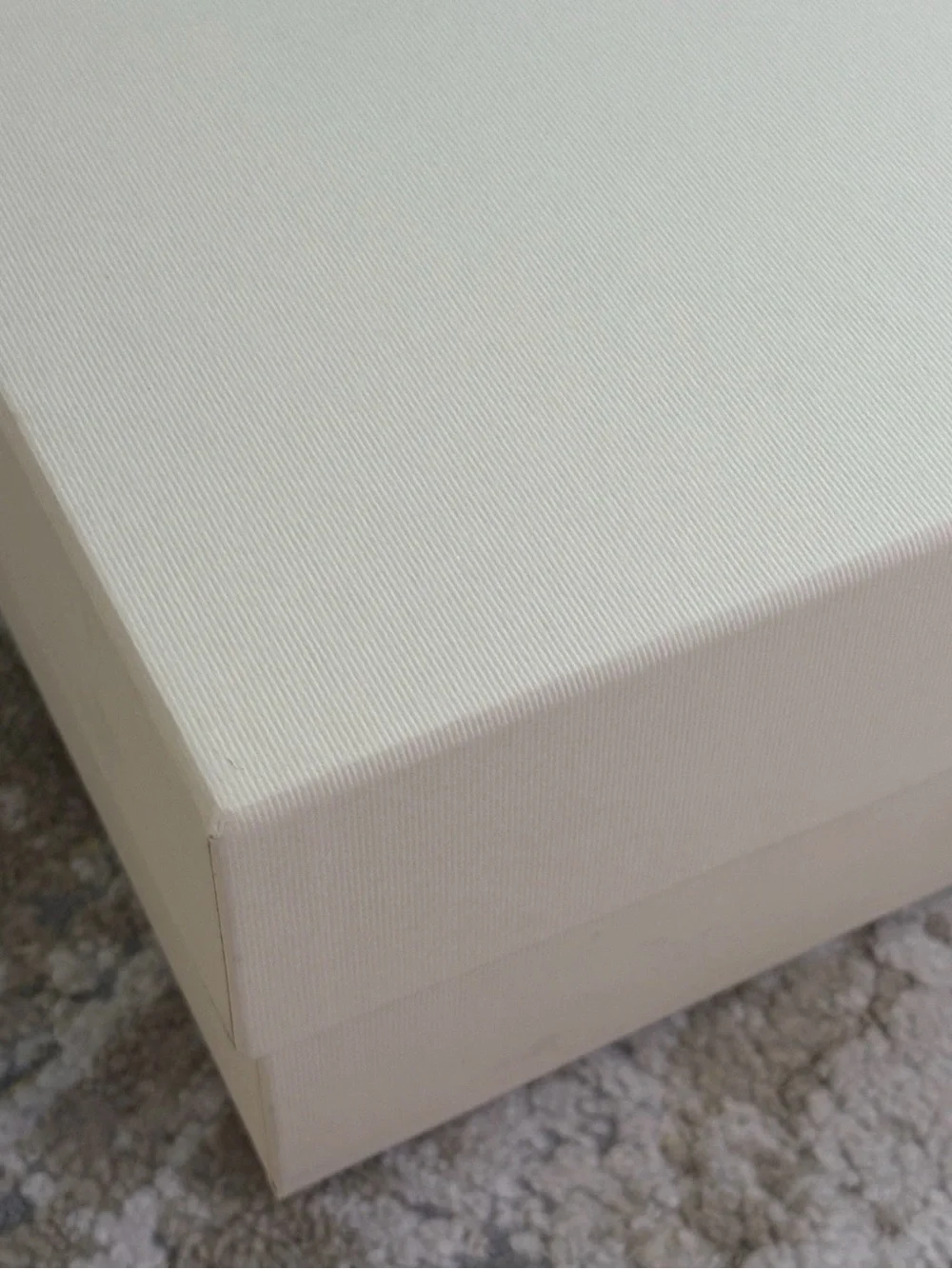 Authentic Valentino Garavani Empty Shoe Box Cream Beige Tissue & Card 13x12x4.5”
